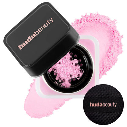 Mini Easy Bake Loose Baking & Setting Powder for smooth, flawless skin.